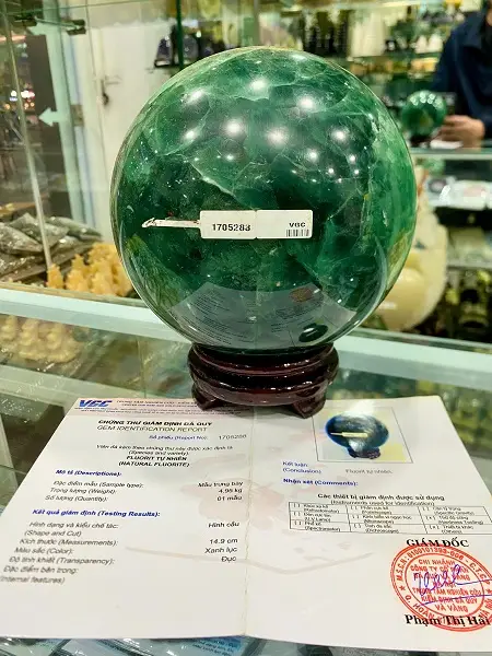 Quả Cầu Đá Fluorite (Ngọc Lục Bảo Nam Phi) Tự Nhiên Cao Cấp - 1705288