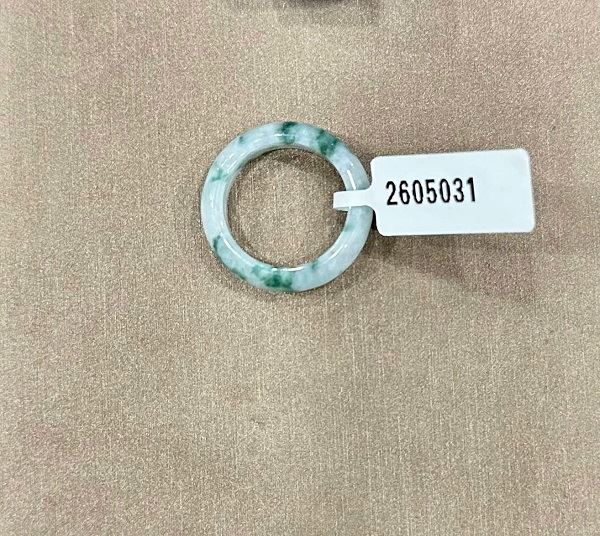 Nhẫn Ngọc Phỉ Thúy Hoa Bay Tự Nhiên - 2605031