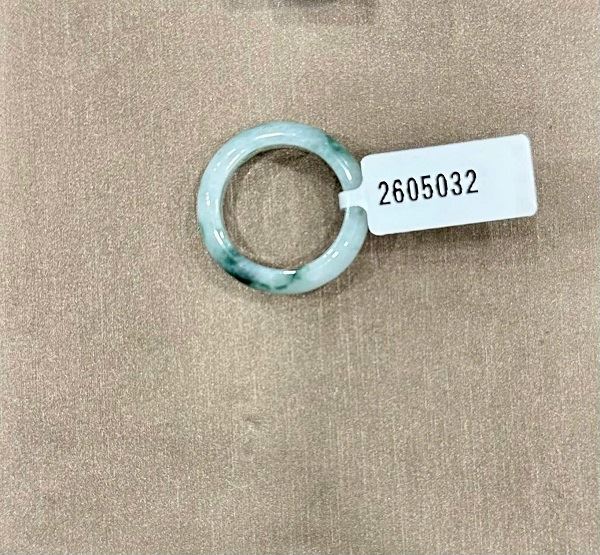 Nhẫn Ngọc Phỉ Thúy Hoa Bay Tự Nhiên - 2605032