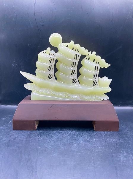 Thuyền Buồm Phong Thủy Ngọc Onyx Xanh Tự Nhiên 21cm - TX4180